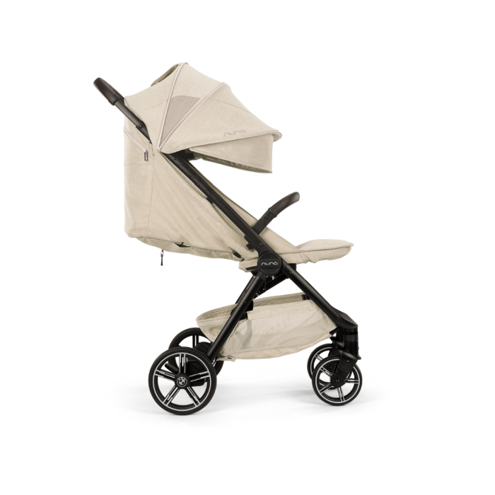 Nuna x BMW - Carucior ultracompact cu pliere automata TRVL lx, bej Mica [9]