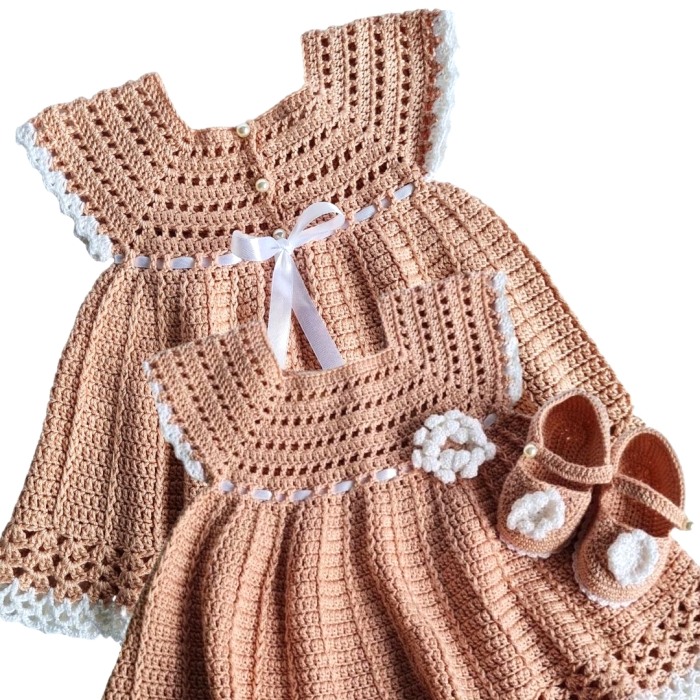 Rochita crosetata cu botosei [2]