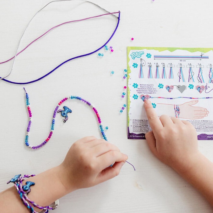 Set bratari cu pandantive - Stitch [4]