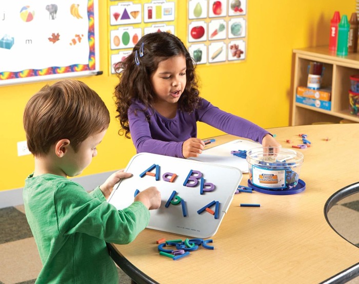 Set constructie magnetic - Litere si cifre [3]