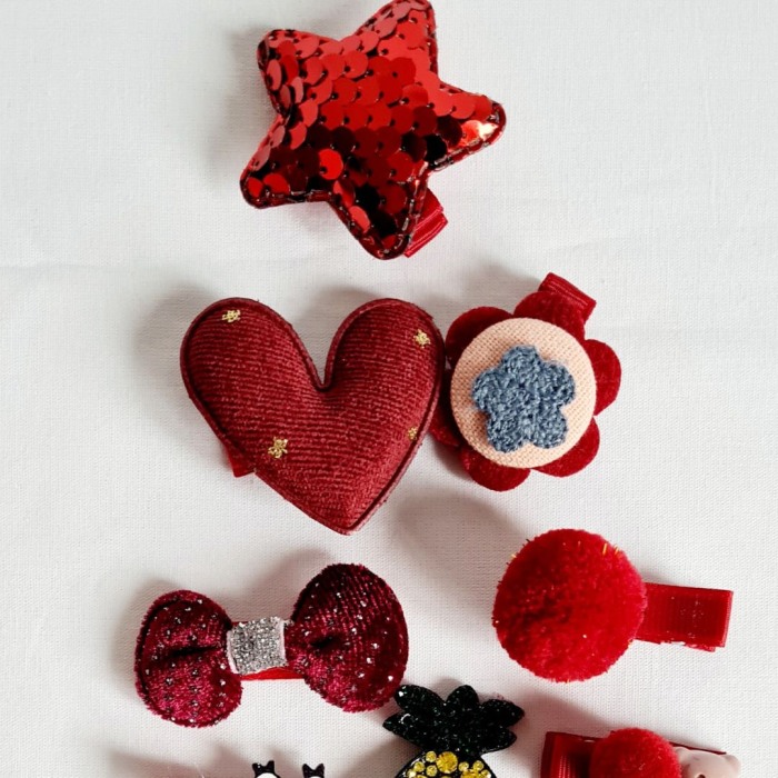 Set Rosu 24 de accesorii pentru par [3]