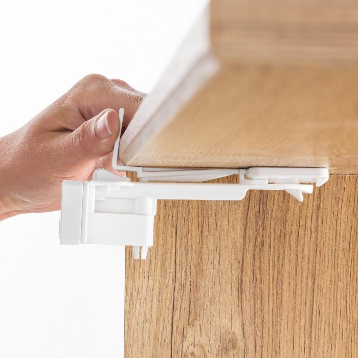 Set sigurante pentru sertare de tacamuri, 2 bucati, albe, montare cu adeziv sau surub, Reer 71090 [9]