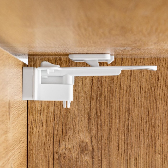 Set sigurante pentru sertare de tacamuri, 2 bucati, albe, montare cu adeziv sau surub, Reer 71090 [6]