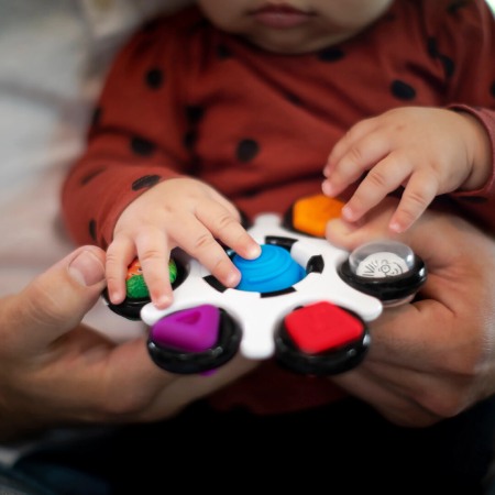 Baby Einstein  - Jucarie senzoriala Curiosity Clutch Twist & Pop Rattle Teether [6]