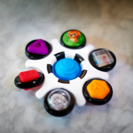 Baby Einstein  - Jucarie senzoriala Curiosity Clutch Twist & Pop Rattle Teether [8]