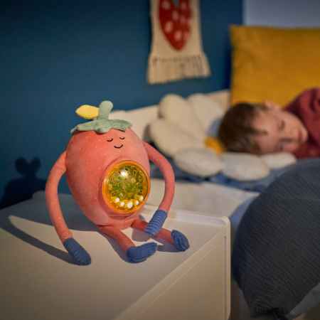 Badabulle - Lampa de veghe Barnabe in forma de capsuna cu proiectii si sunete linistitoare [2]