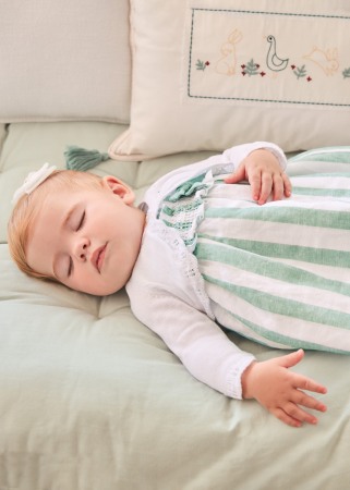 Jachete - Bolero  tricot cu bumbac sustenabil- Alb - Mayoral  2-4 luni