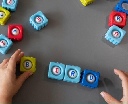 Joc BubbleBrix™ - Alfabetul [3]