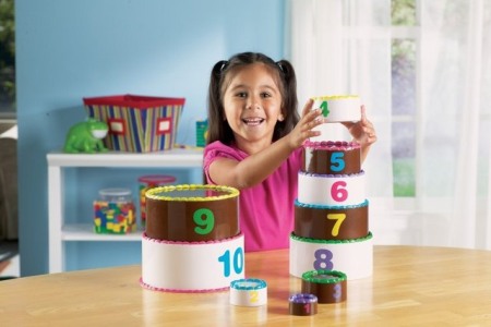 Jocuri matematice - Joc de matematica - tort stratificat