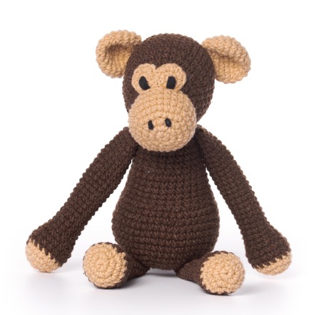 Jucarii de plus - Jucarie crosetata manual - Cimpanzeul Manu - maro inchis - Maimutzeria Tiarra