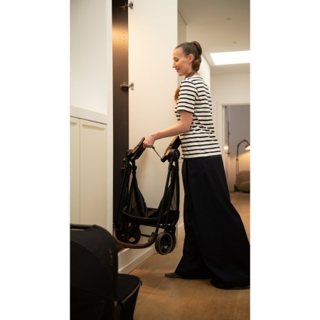 Nuna - Carucior ultra-usor IXXA colectia Riveted [4]