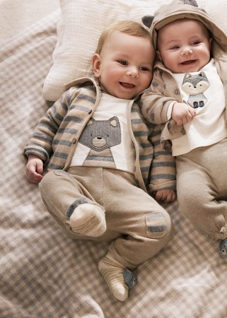 Haine  Incaltaminte Accesorii - Set 3 piese - Pulover cu gluga+bluza+pantaloni - Mayoral  6-9 luni