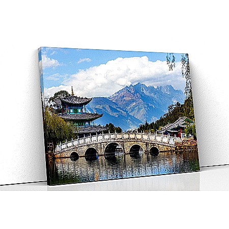 Tablouri canvas peisaje - Tablou canvas dragon snow mountain