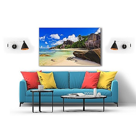 Tablou canvas stanci pe plaja [1]