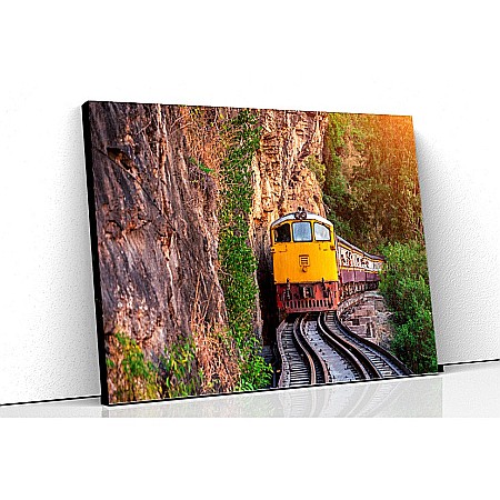 Tablouri canvas peisaje - Tablou canvas tren la munte