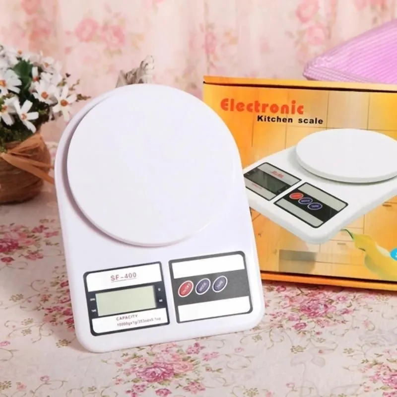 Cântar electronic de bucătărie digital de culoare albă, cu ecran LCD activ și funcție TARE [5]