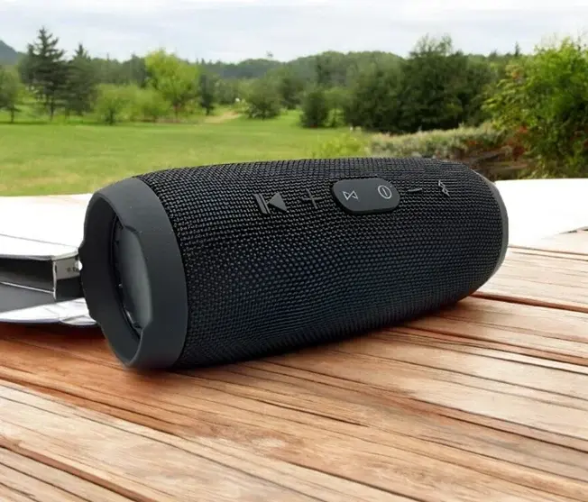 Boxă portabilă Charge 3 Bibica Edition cu conexiune wireless Bluetooth [3]