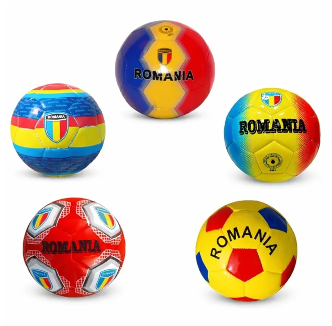 Articole sportive - Mingea de fotbal România Nr. 5 este accesoriul sportiv ideal pentru copii, adolescenți și adulți pasionați de mișcare în aer liber sau fani ai echipei naționale. Realizată la dimensiunea standard oficială mărimea 5, această minge oferă o greutate perfect echilibrată, stabilitate excelentă în traiectoria aeriană și un control optim în timpul driblingurilor sau al șuturilor. Designul patriotic tricolor, inspirat din culorile naționale (albastru, galben, roșu) și completat de inscripția clară ROMÂNIA, o face extrem de atractivă din punct de vedere vizual. Fabricată dintr-un material exterior sintetic premium și dotată cu cusături bine fixate, mingea este extrem de durabilă și rezistentă la uzură mecanică sau zgârieturi. Este optimizată pentru utilizare frecventă pe diverse suprafețe de joc, precum gazon natural, teren sintetic, dar și pe terenuri dure ca asfaltul sau betonul. Este alegerea perfectă pentru antrenamente ușoare, meciuri amicale în parc sau activități recreative la școală. Produsul se livrează dezumflat pentru protecția valvei în timpul transportului.