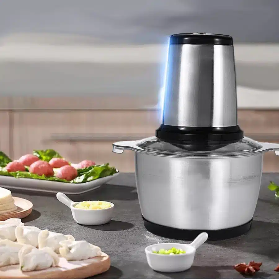 Tocător electric universal Bibica Edition cu bol din inox de 2 litri și patru lame din oțel inoxidabil [1]