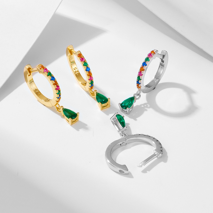 Cercei din Argint 925 Plăcați cu Aur Tip Huggie cu Zirconii Multicolore și Pandantiv Picătură Verde [1]