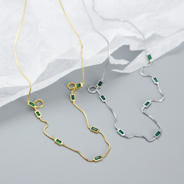 Lănțișor din Argint 925 Aurit „Emerald Baguette” – Rafinament Geometric și Verde Smarald [2]