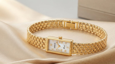 CEAS AUR - Ceas de Damă din Aur Galben 14K Geneve, 18.13 g – Cadran Dreptunghiular Sidef cu Cifre Romane