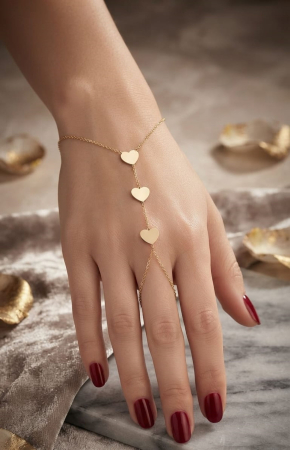bratari aur 14k - Brățară de mână cu inel (Baciamano) din Aur Galben 14K – Trei Inimi, O Singură Poveste