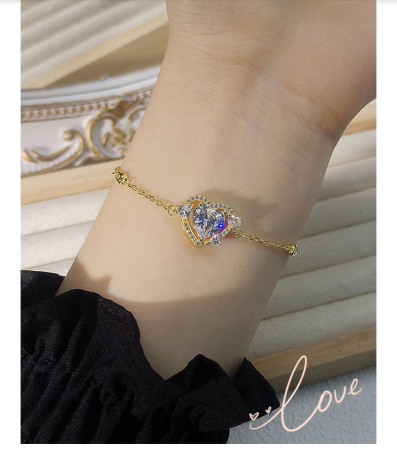 Bratara argint 925 dama - Brățară din Argint 925 „Heart Glow” – Simbolul Strălucirii și al Iubirii