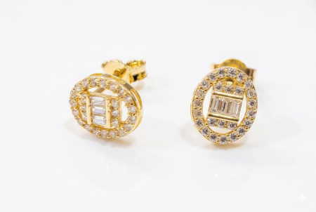 Cercei aur 14k surub - CCercei din Aur Galben 14K cu Zirconia – Eleganță Geometrică și Strălucire Atemporală