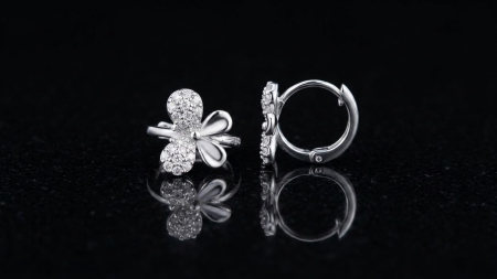 Bijuterii argint 925 - Cercei Argint 925 "Sparkling Blossom" – Design Floral cu Cristale Pavé