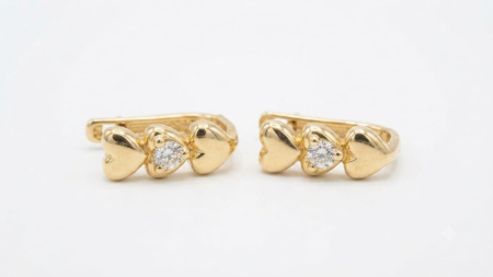 Cercei aur 14k copii - Cercei Aur 14K Triple Heart – Design cu Inimioare și Cristal Central – Stil Romantic
