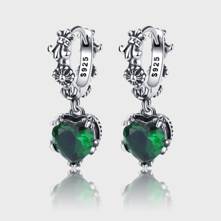 Cercei argint - Cercei din Argint 925 Vintage – Toarte Gotiene cu Inimă din Zirconiu Verde Smarald