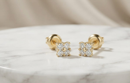 Cercei aur 14k surub - Cercei din Aur Galben 14K – Pătrat cu Cluster din 4 Zirconii – 1.00 g