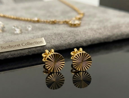 bijuterii aur - Cercei din Aur Galben 14K Rotunzi Sunburst cu Finisaj Diamantat | Închidere cu Filet (1.25 gr)