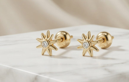 Cercei aur 14k surub - Cercei din Aur Galben 14K – Soare / Stea Polară cu Zirconiu Central – 0.96 g