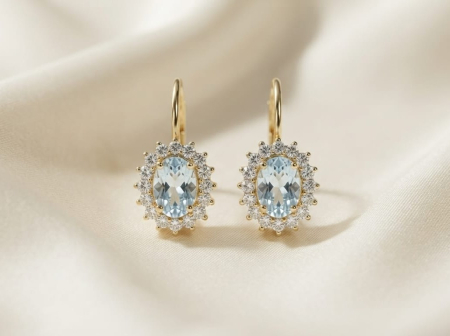 Cercei aur 14k - Cercei Halo Royal din Aur Galben 14K cu Piatră Ovală Albastru Ciel – 2.74 gr, 2.5 cm