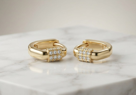 Cercei aur 14k - Cercei Huggie Dreptunghiulari din Aur Galben 14K cu Detaliu Link Pavat