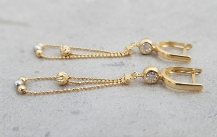 Cercei aur 14k - Cercei Lungi Candelabru din Aur Bicolor 14K cu Lanțuri Fine și Cristale Zirconiu, Lungime 5 cm – 3.08 g