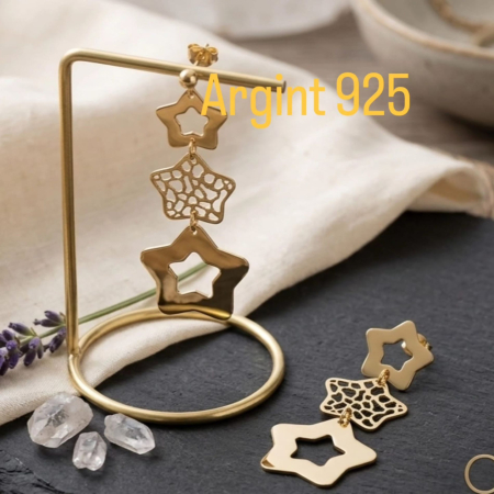 Cercei argint - Cercei Lungi din Argint 925 Placați cu Aur – Model Trei Stele texturate
