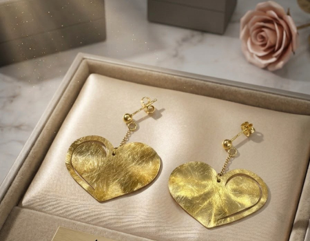 Cercei argint - Cercei Lungi Inimă din Argint 925 Placat cu Aur – Romantic, Texturat și Plin de Mișcare