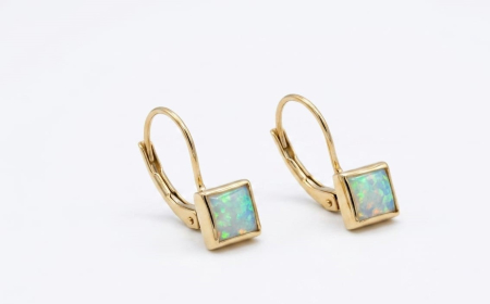 Cercei aur 14k copii - Cercei Pătrați din Aur Galben 14K cu Opal Lab-Grown