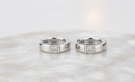 CERCEI AUR 14K CU DIAMANT NATURAL - Cercei Verigi din Aur Alb 14K cu 0.13 ct Diamante Naturale Tăietură Princess E-F/SI