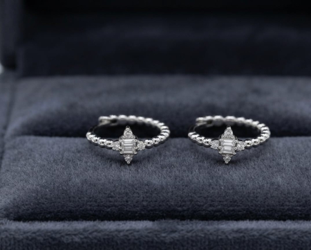 CERCEI AUR 14K CU DIAMANT NATURAL - Cercei Verigi Perlate din Aur Alb 14K cu 0.30 ct Diamante Mixte F-G/SI