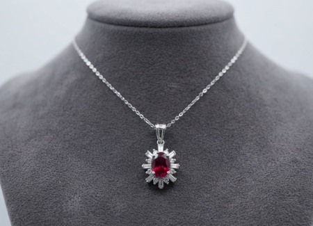 bijuterii diamant - Colier din Aur Alb 14K cu Rubin Oval 0.52ct și Halo de Diamante 0.15ct