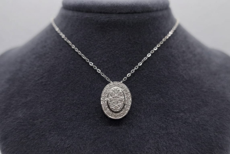 LANT AUR CU DIAMANTE NATURALE - Colier din Aur de 14K cu Medalion Oval și Pavé de Diamante Naturale 0.23ct