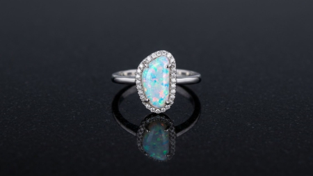Bijuterii argint 925 - Inel Argint 925 "Celestial Opal" – Design Asimetric cu Halou de Cristale