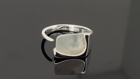 Bijuterii argint 925 - Inel Argint 925 "Minimalist Moon" – Design Geometric cu Piatră Semiprețioasă