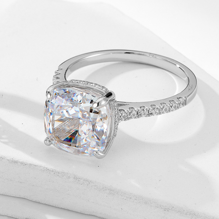 Inel argint 925 - Inel de Logodnă din Argint 925 cu Cristal Moissanite / Zirconia Cushion Cut de 5 Carate și Pavé Clasic