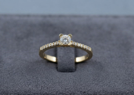 inele cu diamant - Inel de Logodnă din Aur Galben 14K cu Diamant Central și Șină Pavată 0.32 ct