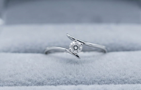 inele cu diamant - Inel de Logodnă Minimalist din Aur Alb 18K cu Diamant Natural Solitar